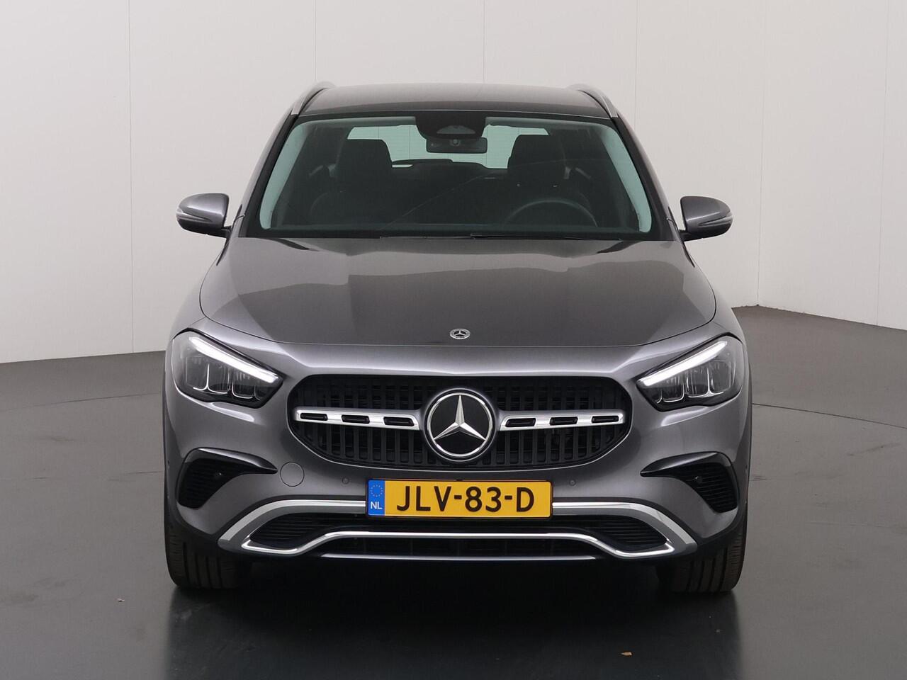 Mercedes-Benz GLA-KLASSE 250 e Luxury Line | Elektrisch wegklapbare trekhaak | Stoelverwarming | Winter pakket |