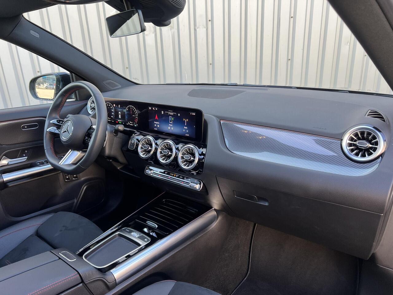 Mercedes-Benz GLA-KLASSE 250 e | Panoramadak | AMG Night