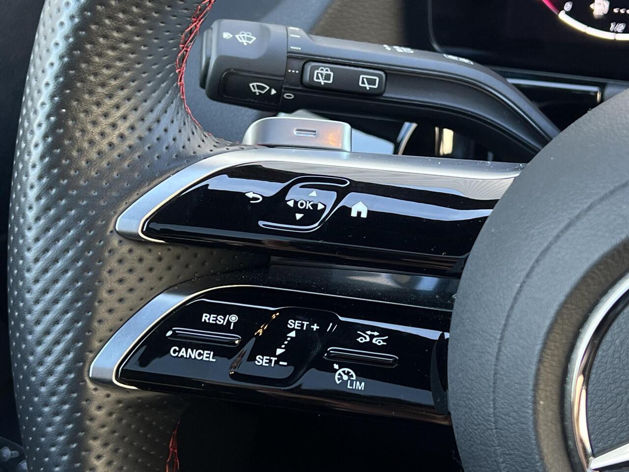 Mercedes-Benz GLA-KLASSE 250 e | Panoramadak | AMG Night