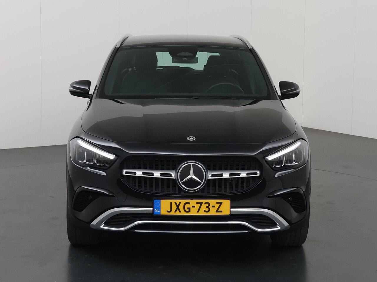 Mercedes-Benz GLA-KLASSE 250 e Luxury Line | Trekhaak | Winter pakket | Widescreen |