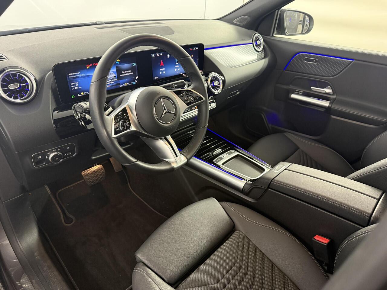 Mercedes-Benz GLA-KLASSE 250 e Star Edition Luxury Line / NL auto / Panoramadak / Trekhaak / Plug-In Hybride / Nw model