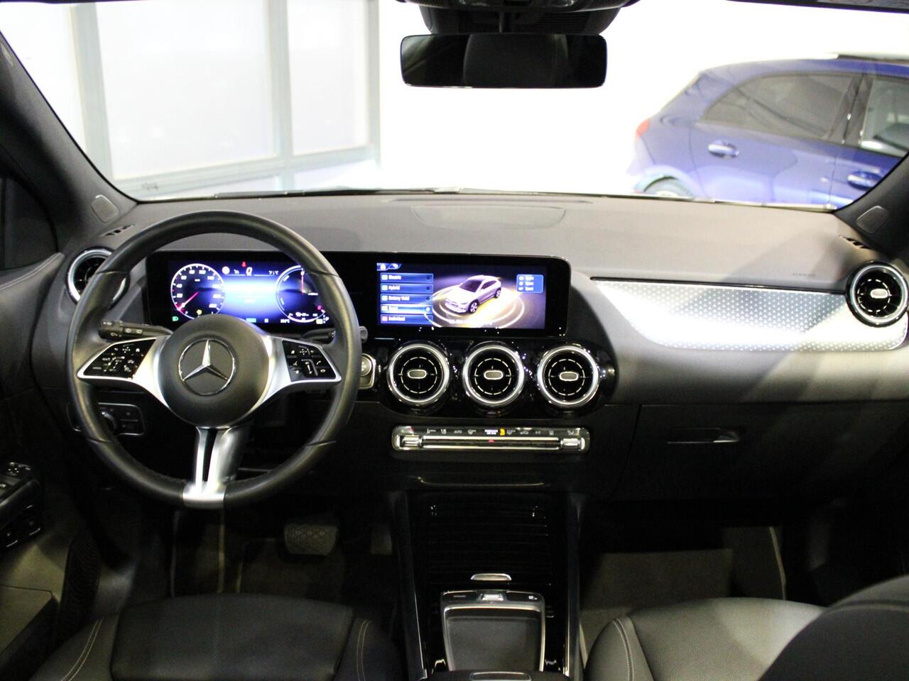 Mercedes-Benz GLA-KLASSE 250 e Luxury Line Panorama dak
