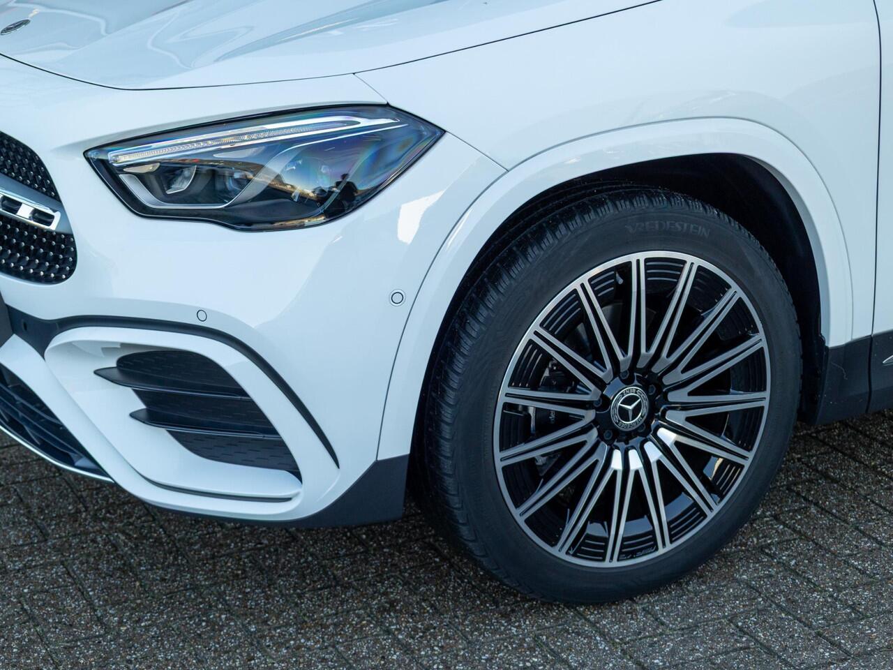 Mercedes-Benz GLA-KLASSE 250 e Star Edition AMG Line Trekhaak