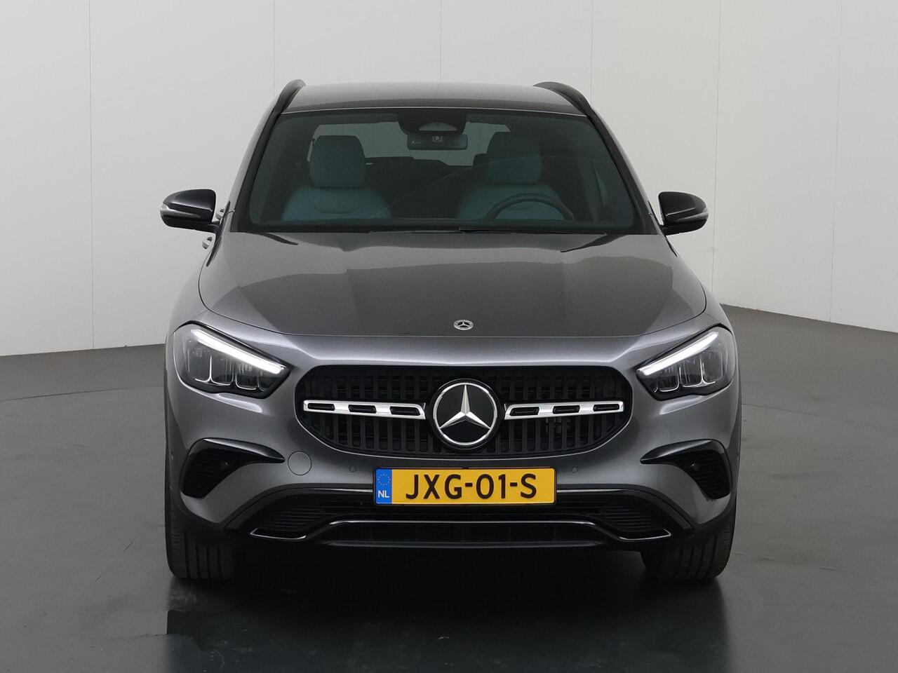 Mercedes-Benz GLA-KLASSE 250 e Luxury Line | Stoelverwarming | Night pakket | Winter pakket | Trekhaak |