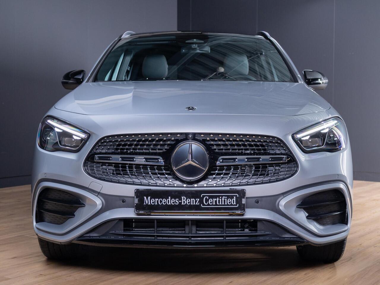 Mercedes-Benz GLA-KLASSE 250 e Business Solution AMG Panorama dak | Trekhaak