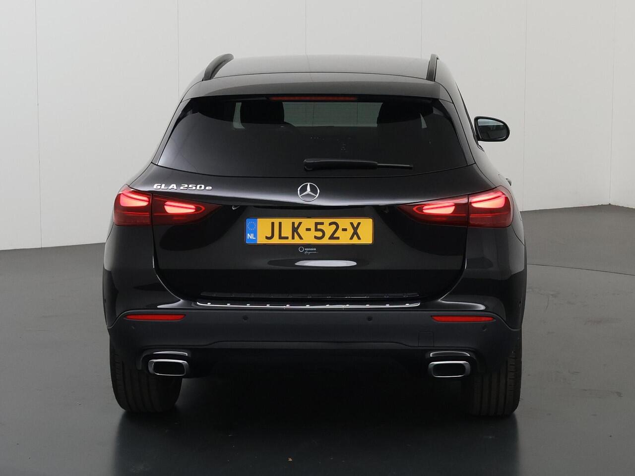 Mercedes-Benz GLA-KLASSE 250 e Luxury Line | Trekhaak | Night pakket | Multibeam | Winter pakket | Parkeercamera |