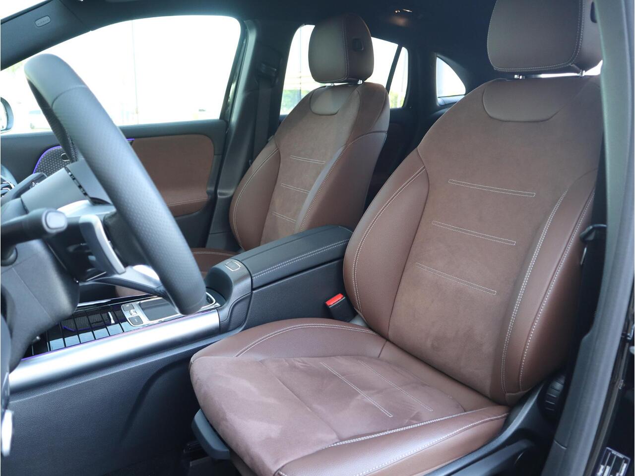 Mercedes-Benz GLA-KLASSE 180 AMG Line