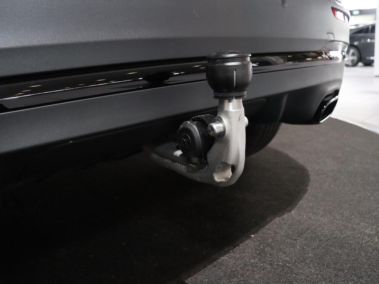 Mercedes-Benz GLA-KLASSE 250 e AMG Line | Trekhaak | Panoramadak | Night pakket | 20 inch |