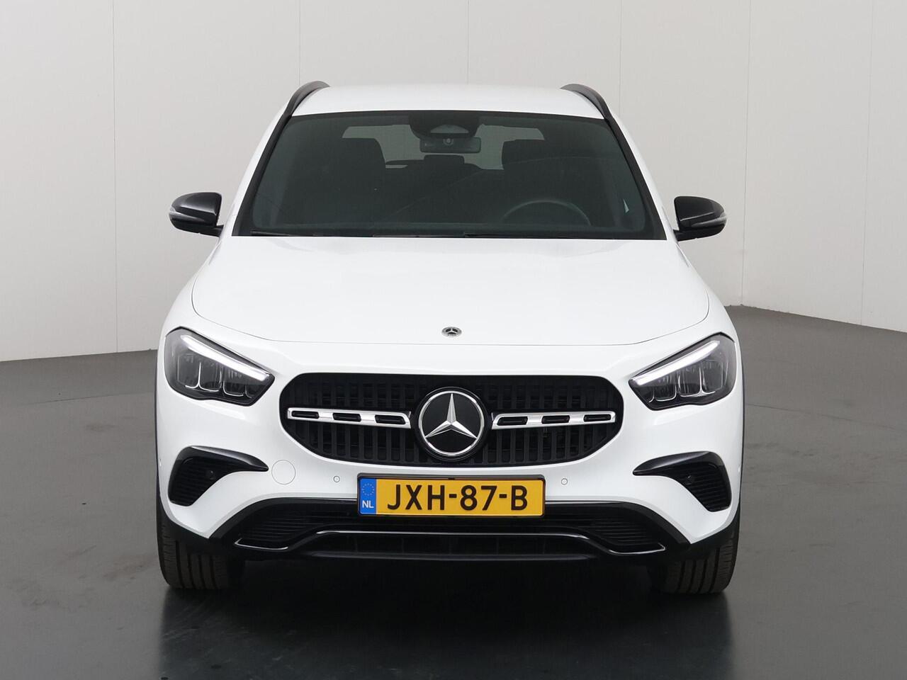 Mercedes-Benz GLA-KLASSE 250 e Luxury Line | Night pakket | Trekhaak | Winter pakket |