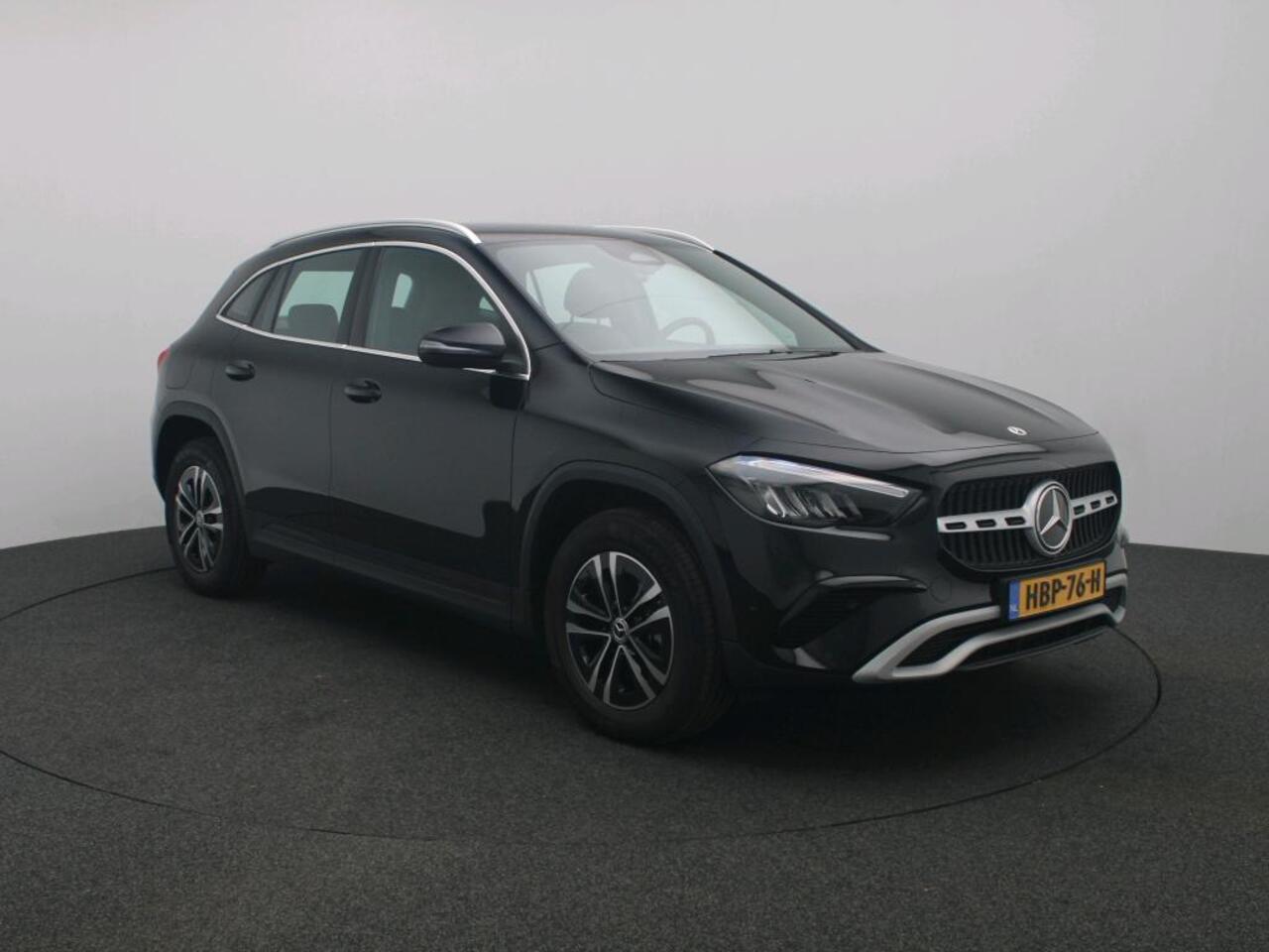 Mercedes-Benz GLA-KLASSE 250 e Star Edition | Achteruitrijcamera | Stoelverwarming | Elektrische achterklep