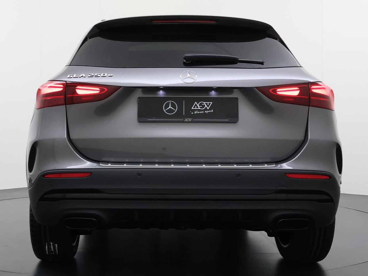 Mercedes-Benz GLA-KLASSE 250 e Business Solution AMG