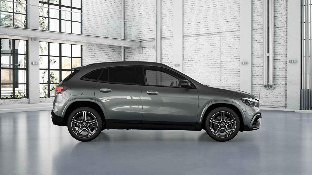 Mercedes-Benz GLA-KLASSE 250e Business Solution AMG | Premium Plus | Panoramaschuifdak | Head-up | Burmester | Trekhaak |