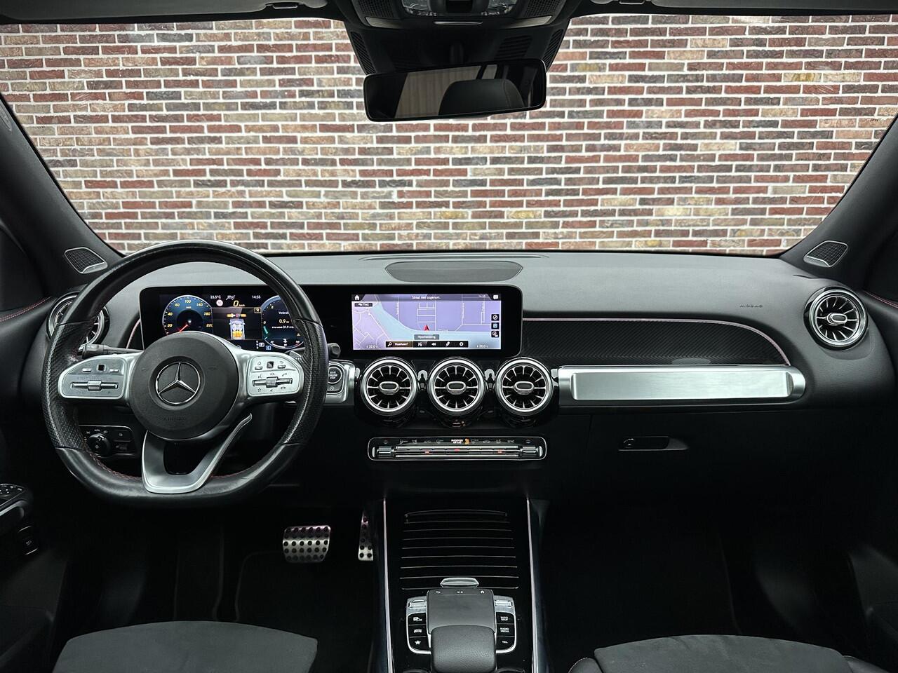 Mercedes-Benz GLB-Klasse 250 4MATIC Premium | Dak| Burmester| Memory| Sfeer|