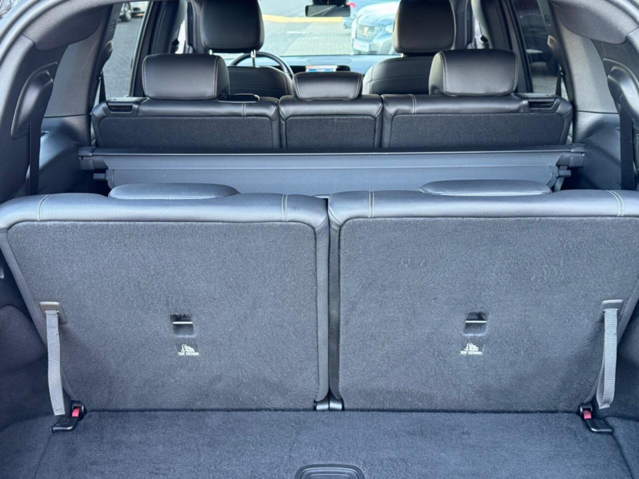 Mercedes-Benz GLB-Klasse GLB 200 AUT. 163PK PREMIUM-PLUS 7-PERS. NAVIGATIE CAMERA TREKHAAK CARPLAY PDC