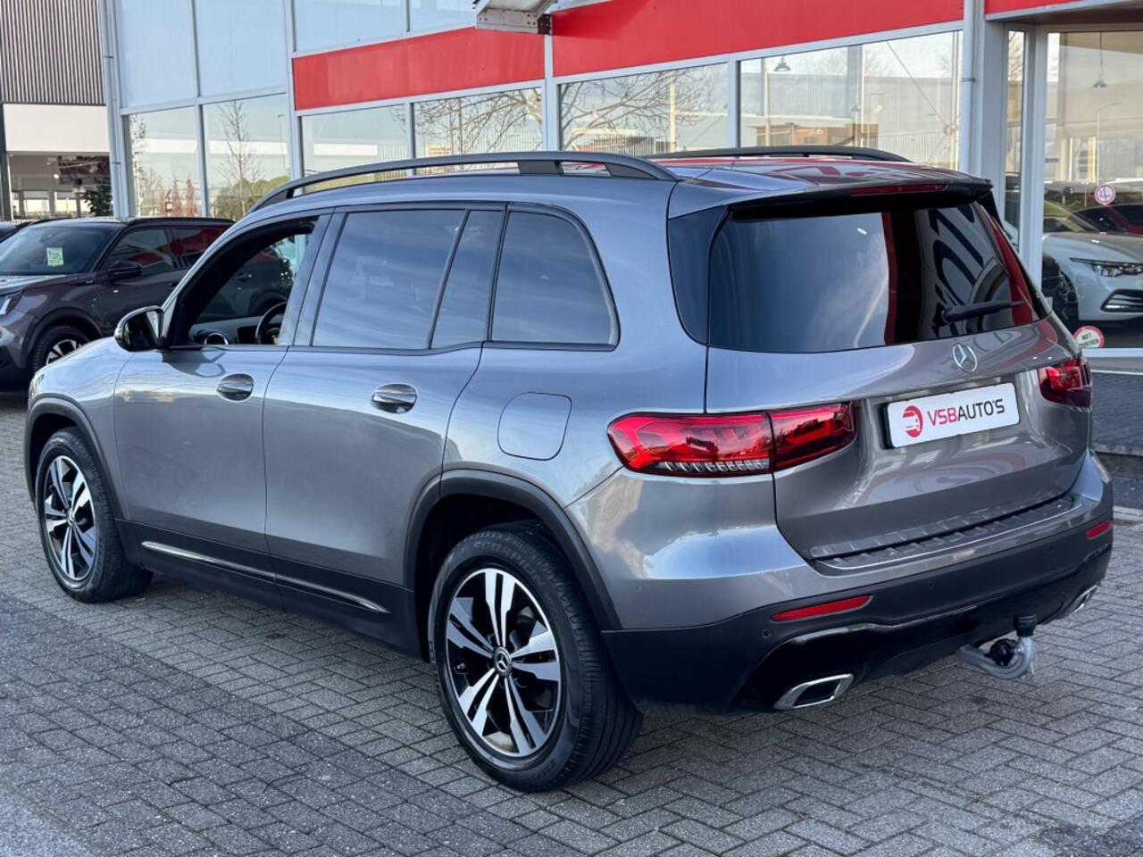 Mercedes-Benz GLB-Klasse GLB 200 AUT. 163PK PREMIUM-PLUS 7-PERS. NAVIGATIE CAMERA TREKHAAK CARPLAY PDC