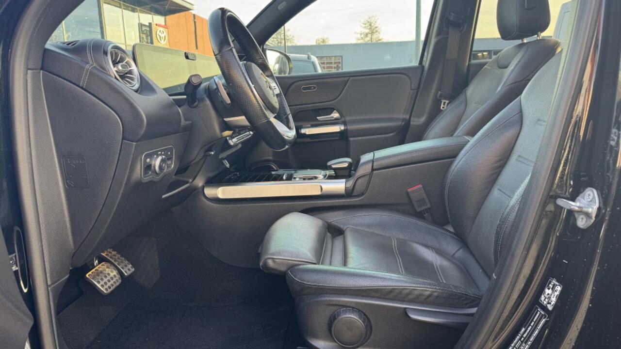 Mercedes-Benz GLB-Klasse 250 4MATIC Premium | Pano | Sfeer | Camera