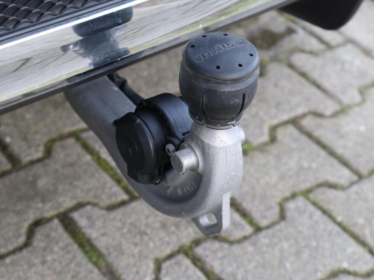 Mercedes-Benz GLB-Klasse 200 AMG line