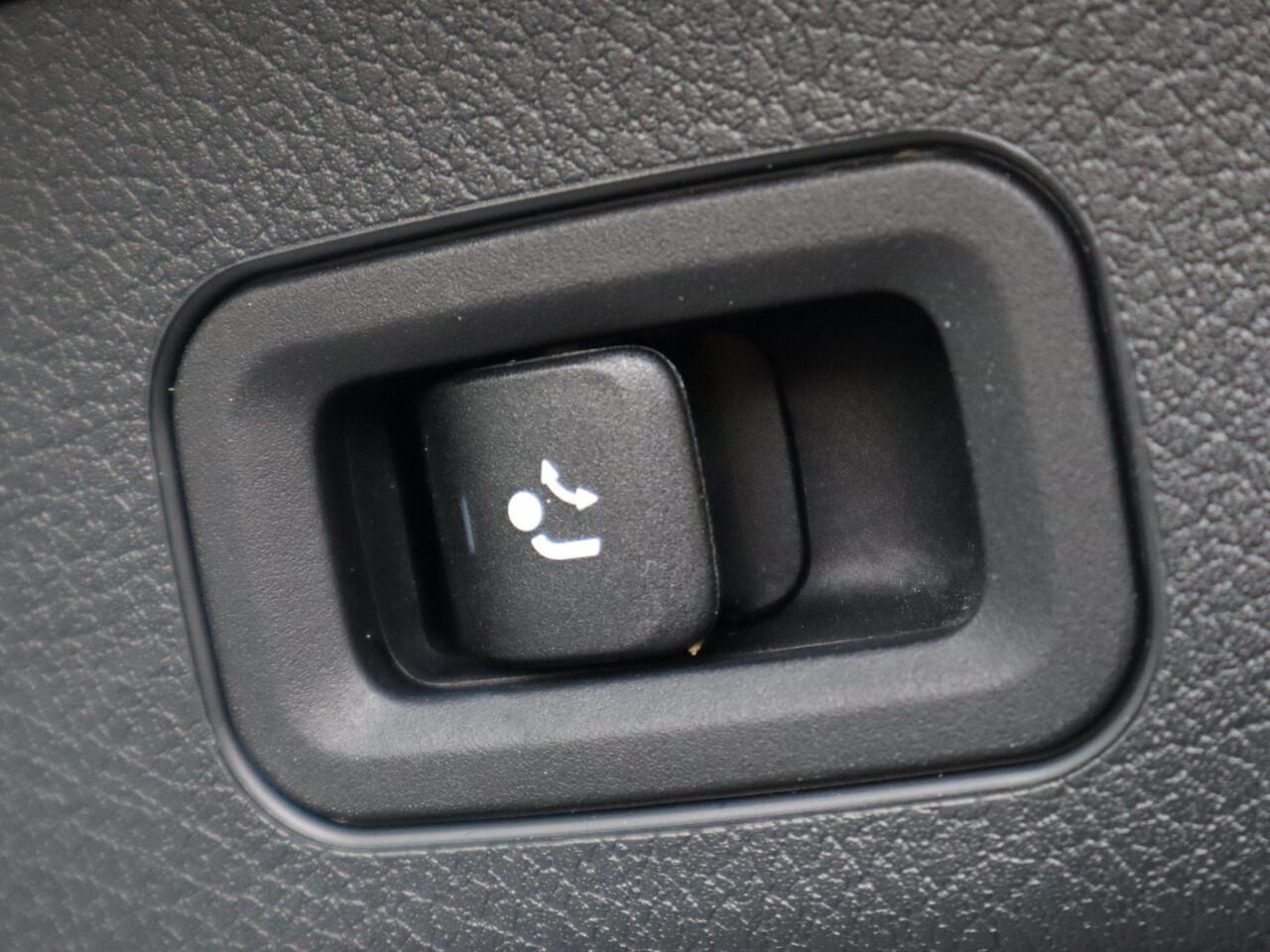 Mercedes-Benz GLB-Klasse 200 AMG line