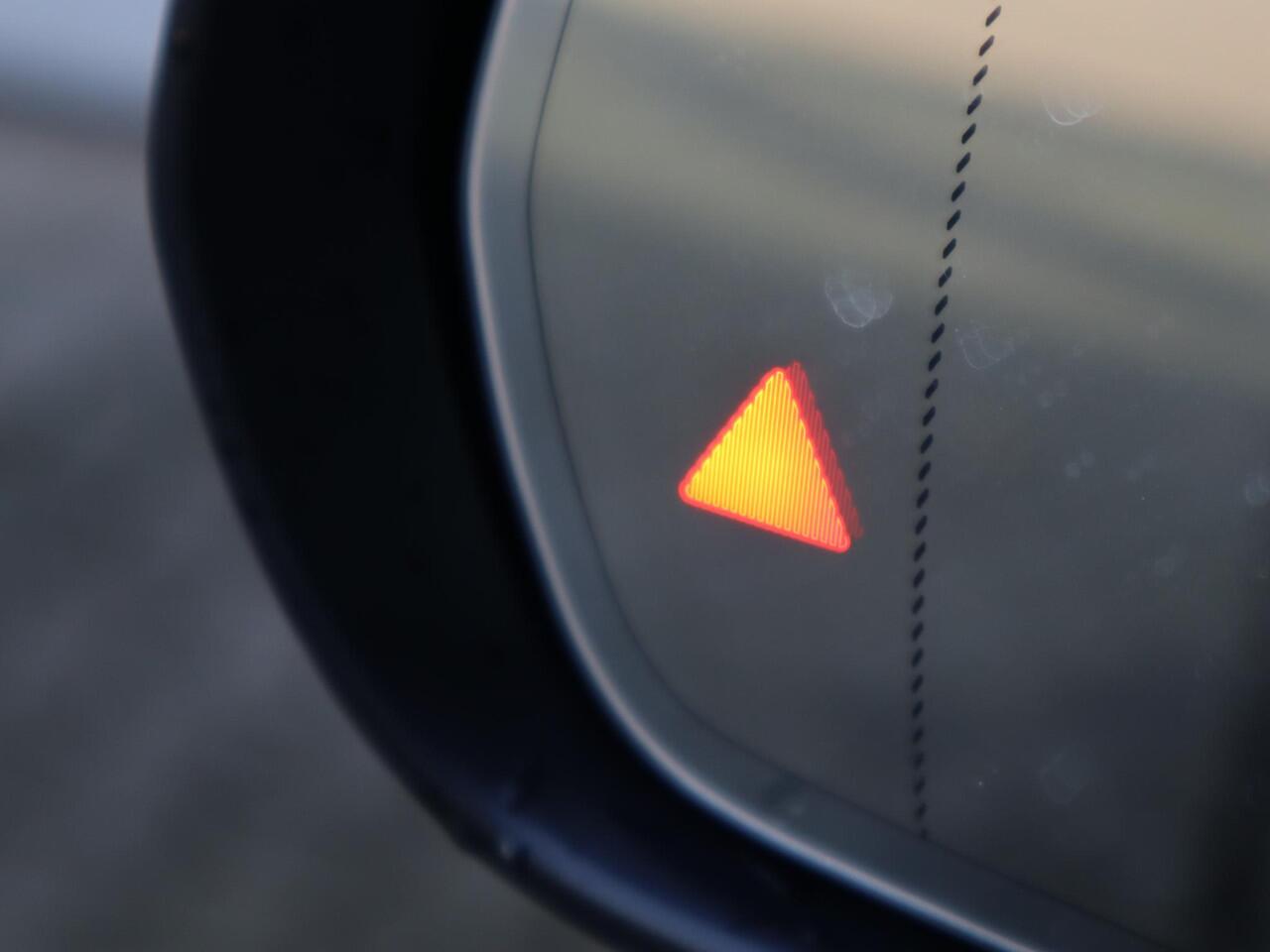 Mercedes-Benz GLB-Klasse 200 AMG line