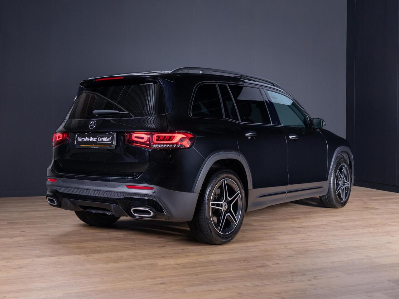 Mercedes-Benz GLB-Klasse 180 Business Solution PLUS AMG 7p. Panorama dak | Trekhaak