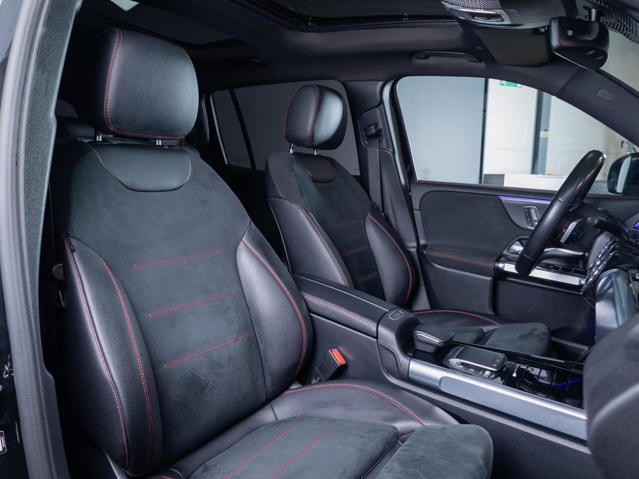 Mercedes-Benz GLB-Klasse 180 Business Solution PLUS AMG 7p. Panorama dak | Trekhaak