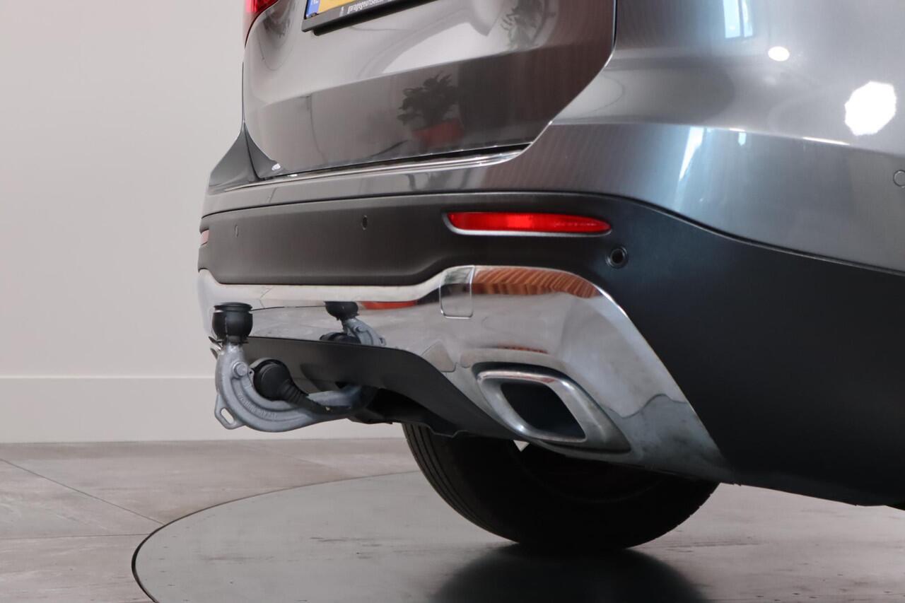 Mercedes-Benz GLB-Klasse 180 Luxury 7-Persoons, Panoramadak, Leder, Sfeerverlichting, Trekhaak, Apple Carplay/Android Auto