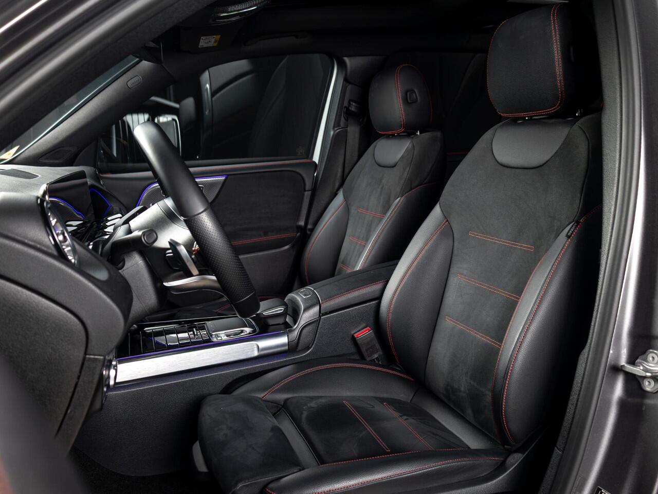 Mercedes-Benz GLB-Klasse 180 Business Solution AMG Panorama dak