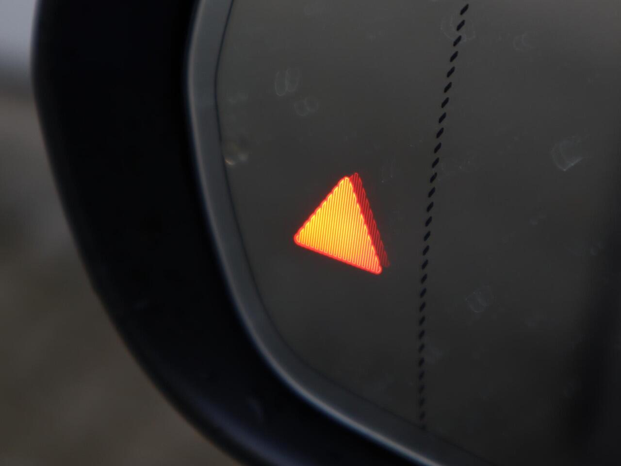 Mercedes-Benz GLB-Klasse 200 AMG line