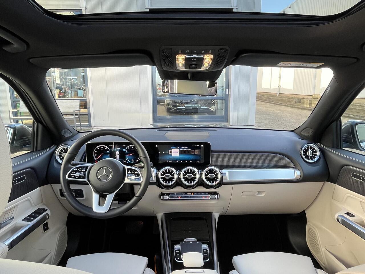 Mercedes-Benz GLB-Klasse 200 Business Solution Luxury | NL Auto/1e Eig./Voll.Historie/Navi/Clima/Cruise/Camera/Trekhaak/Sfeerverlichting