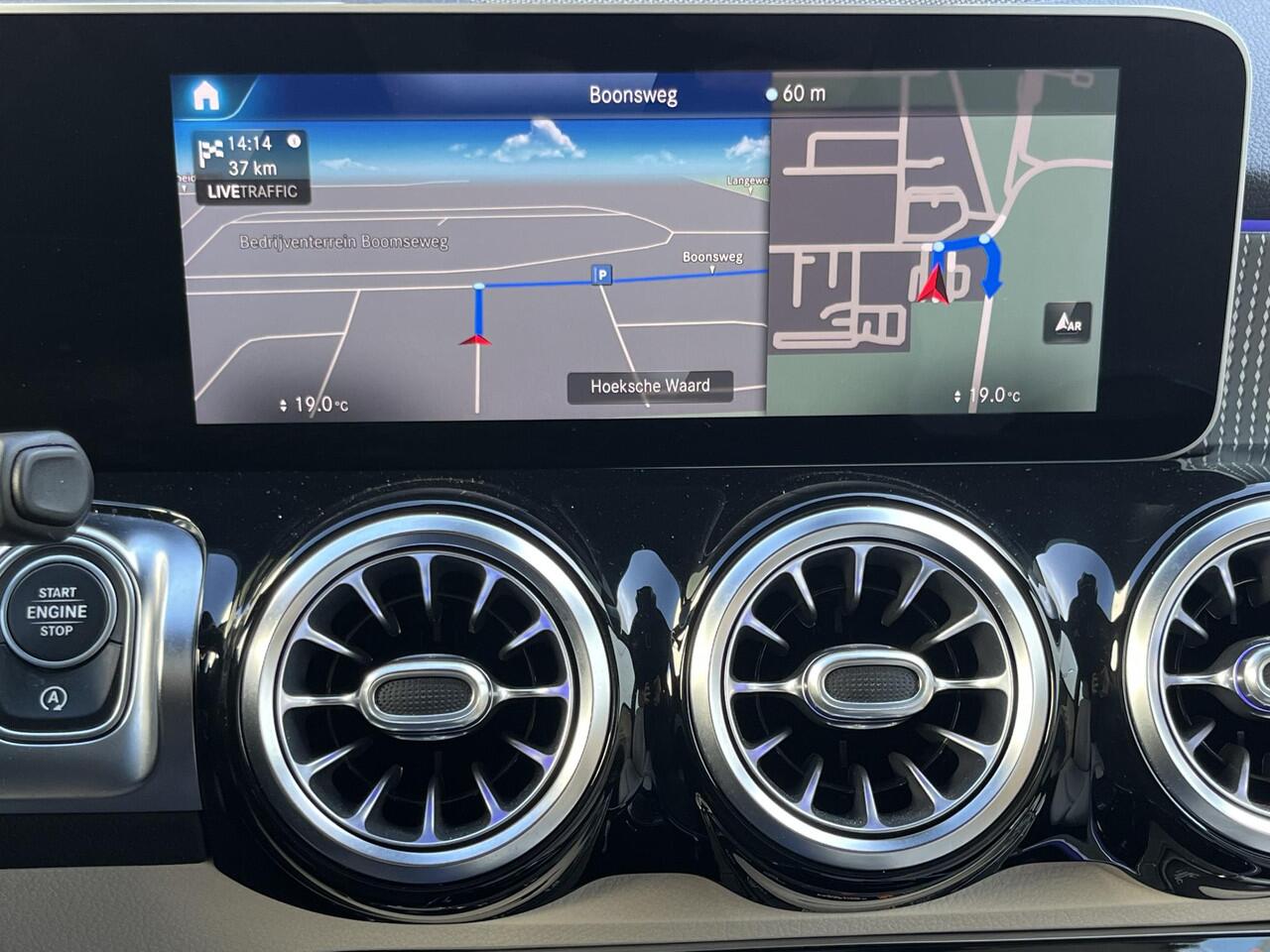 Mercedes-Benz GLB-Klasse 200 Business Solution Luxury | NL Auto/1e Eig./Voll.Historie/Navi/Clima/Cruise/Camera/Trekhaak/Sfeerverlichting