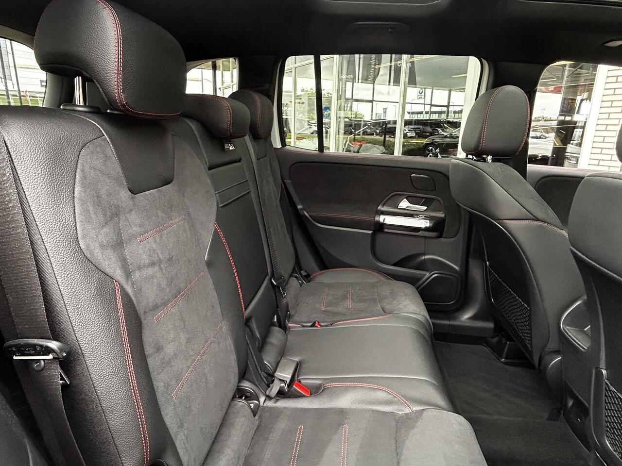 Mercedes-Benz GLB-Klasse 180 AMG Line | Panoramadak | Cruise Control | Stoelverwarming