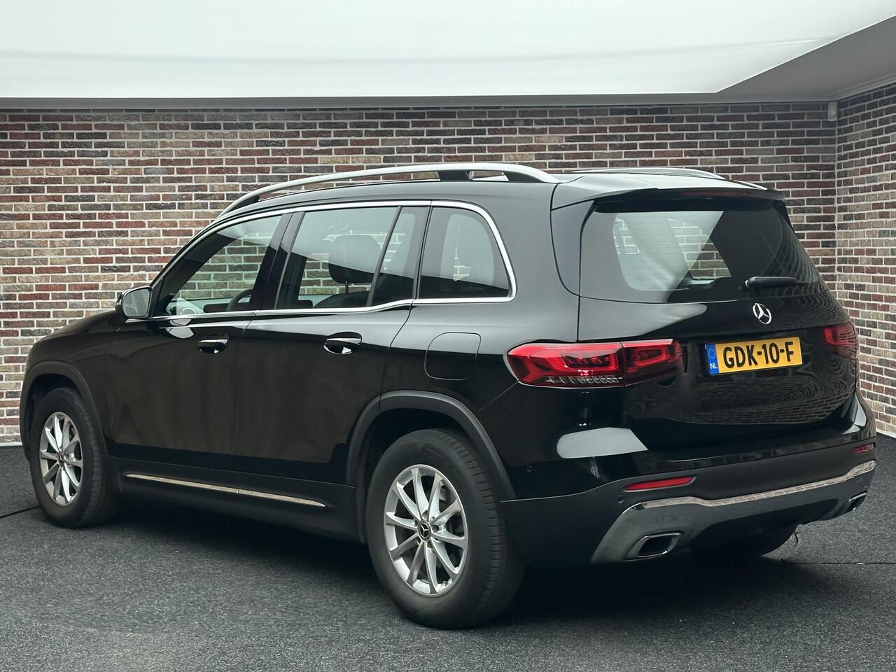 Mercedes-Benz GLB-Klasse 180 AMG Dealer Onderhouden Virtual Sfeer