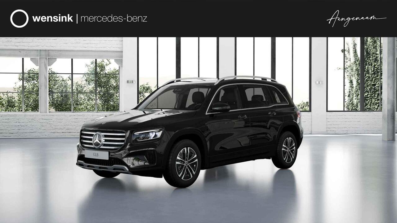 Mercedes-Benz GLB-Klasse 180 Star Edition LIMITED | Achteruitrijcamera | Verwarmde stoelen| Navigatie
