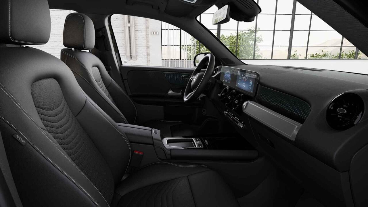 Mercedes-Benz GLB-Klasse 180 Star Edition LIMITED | Achteruitrijcamera | Verwarmde stoelen| Navigatie