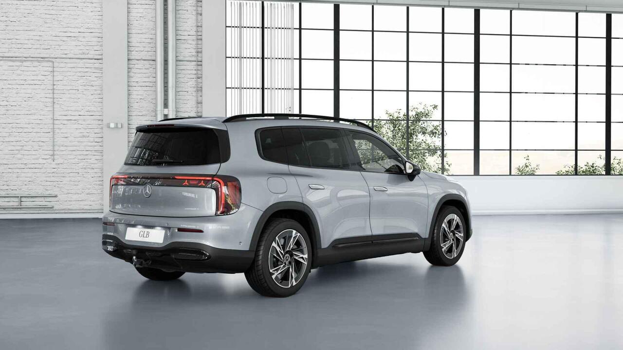 Mercedes-Benz GLB-Klasse 250+ Business Solution Luxury 85.5 kWh | Panoramadak | Trekhaak | 3e zitrij | Premium pakket | Night Pakket |