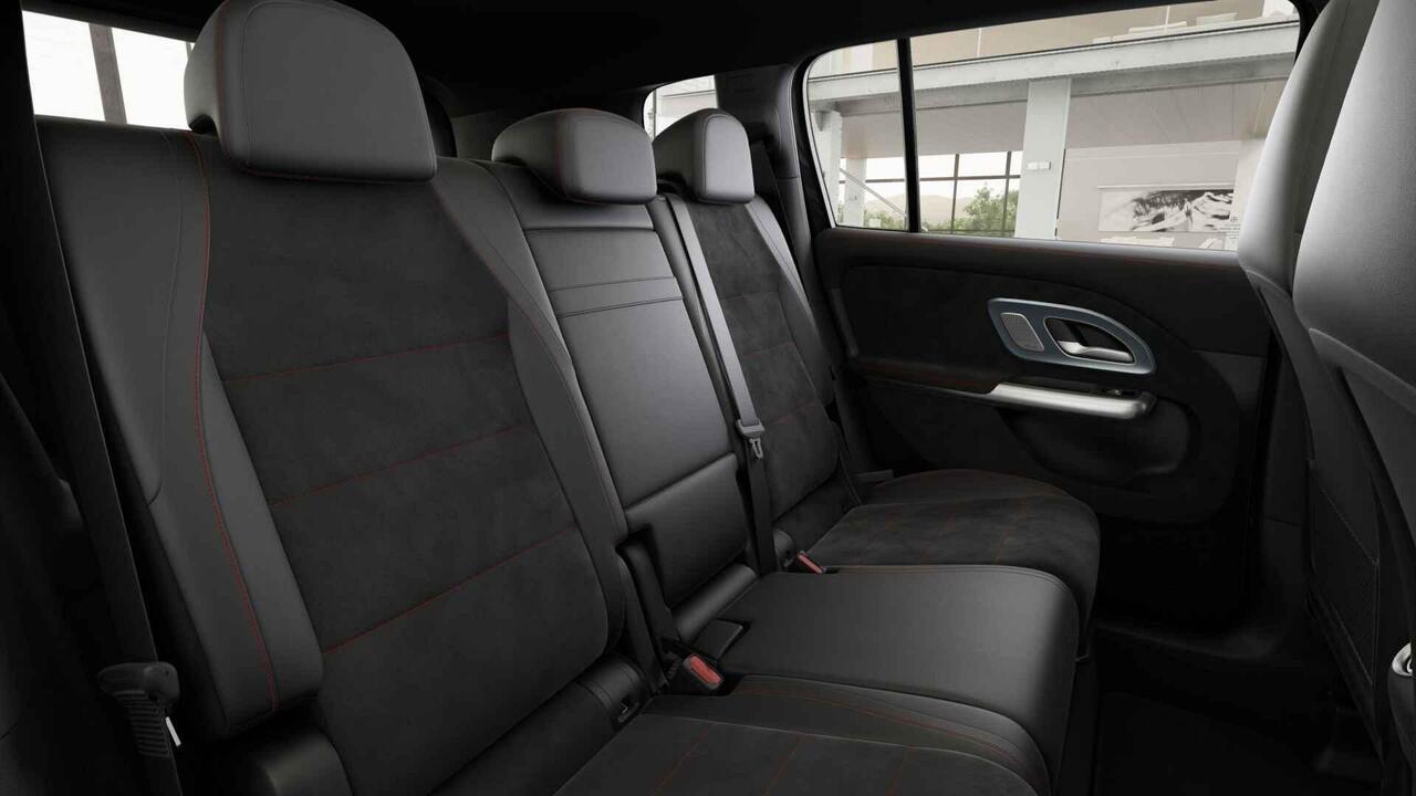 Mercedes-Benz GLB-Klasse 250+ Business Solution AMG 85.5 kWh | Panoramadak | Head-Up | Burmester | Superscreen | Premium Plus |
