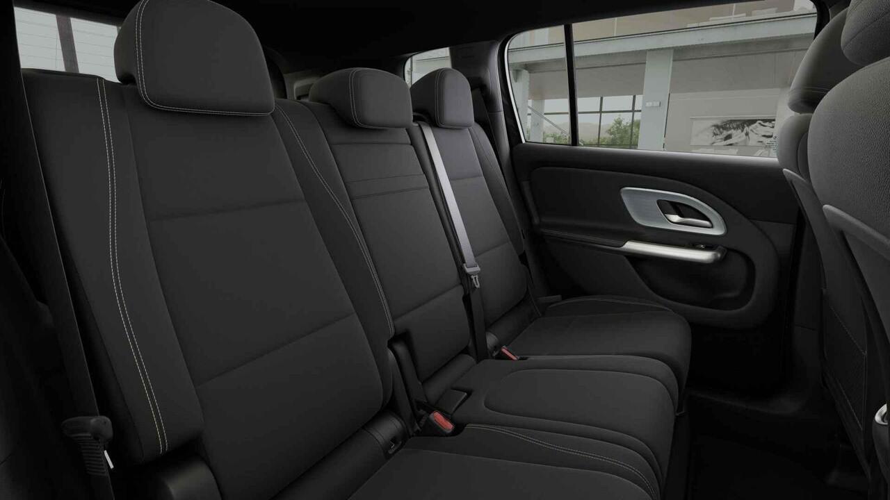 Mercedes-Benz GLB-Klasse 250+ Business Solution Luxury 7p. 85.5 kWh | Panoramadak | Trekhaak | 3e zitrij | Premium pakket | Night Pakket |