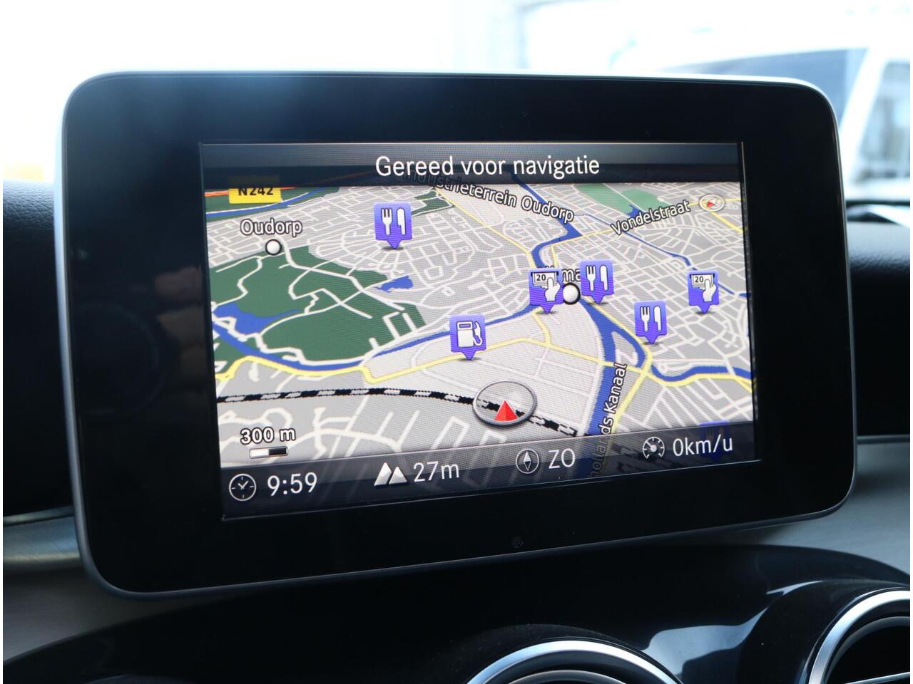 Mercedes-Benz GLC-KLASSE Coupé 250 4MATIC AMG Line | Distronic+ | Schuifdak Mercedes-Benz GLC Coupé 250 4MATIC AMG Line | Distronic | Panorama | Camera |