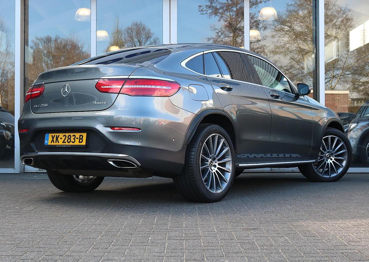 Mercedes-Benz GLC-KLASSE Coupé 250 4MATIC AMG Line | Distronic+ | Schuifdak Mercedes-Benz GLC Coupé 250 4MATIC AMG Line | Distronic | Panorama | Camera |