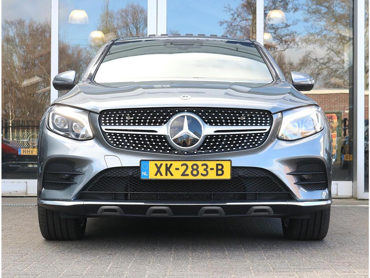 Mercedes-Benz GLC-KLASSE Coupé 250 4MATIC AMG Line | Distronic+ | Schuifdak Mercedes-Benz GLC Coupé 250 4MATIC AMG Line | Distronic | Panorama | Camera |