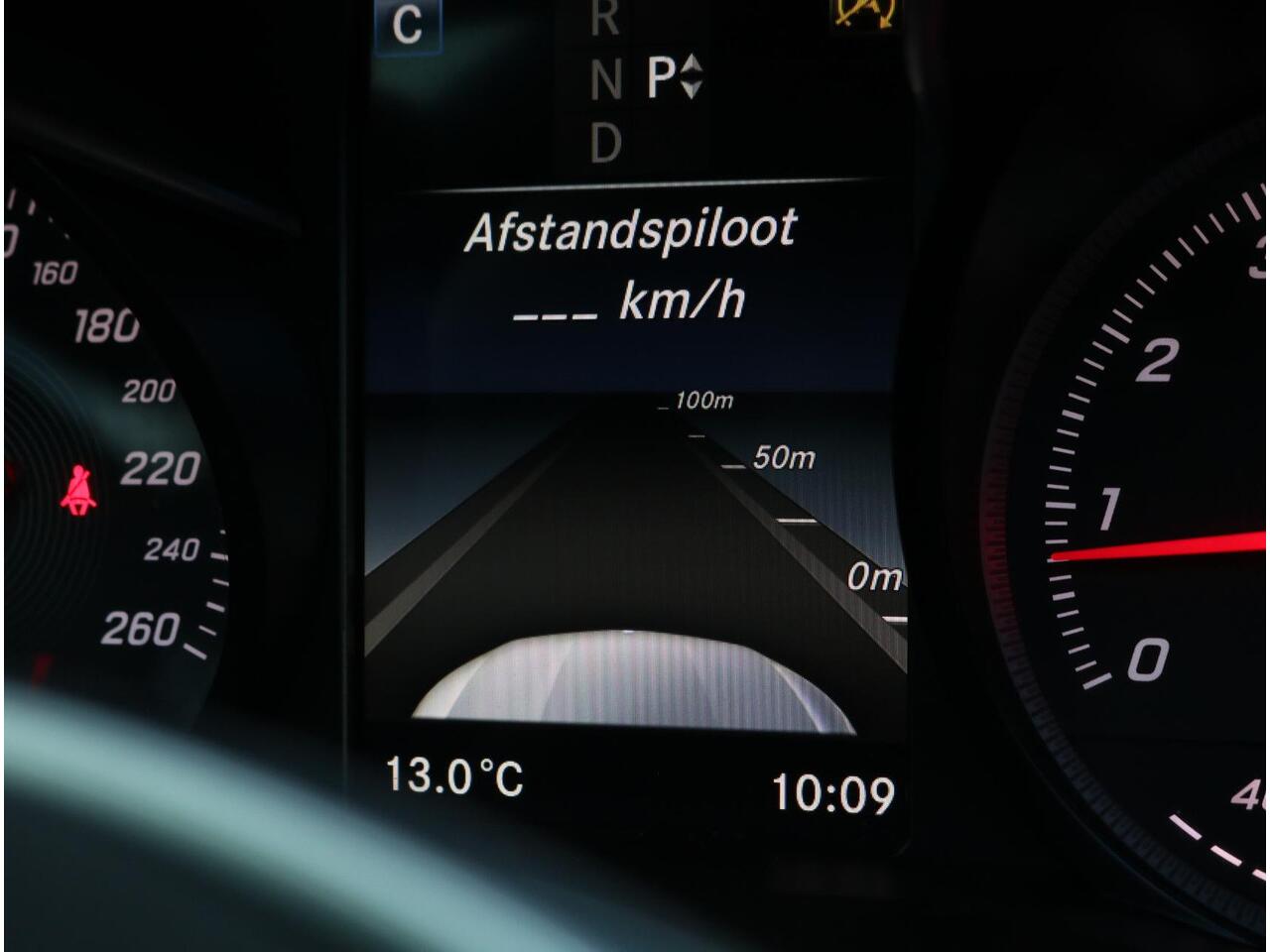 Mercedes-Benz GLC-KLASSE Coupé 250 4MATIC AMG Line | Distronic+ | Schuifdak Mercedes-Benz GLC Coupé 250 4MATIC AMG Line | Distronic | Panorama | Camera |