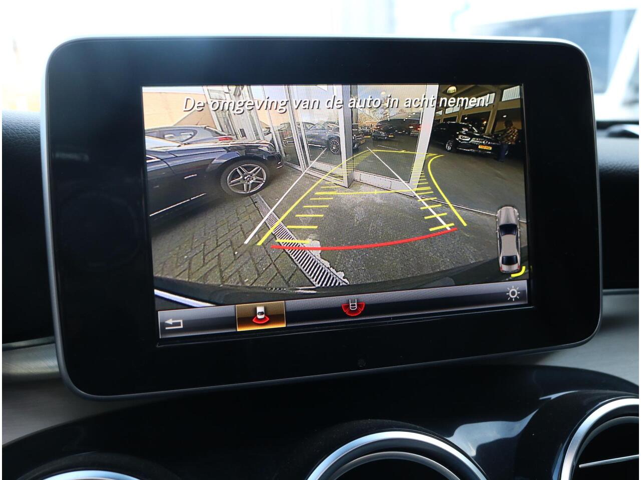 Mercedes-Benz GLC-KLASSE Coupé 250 4MATIC AMG Line | Distronic+ | Schuifdak Mercedes-Benz GLC Coupé 250 4MATIC AMG Line | Distronic | Panorama | Camera |