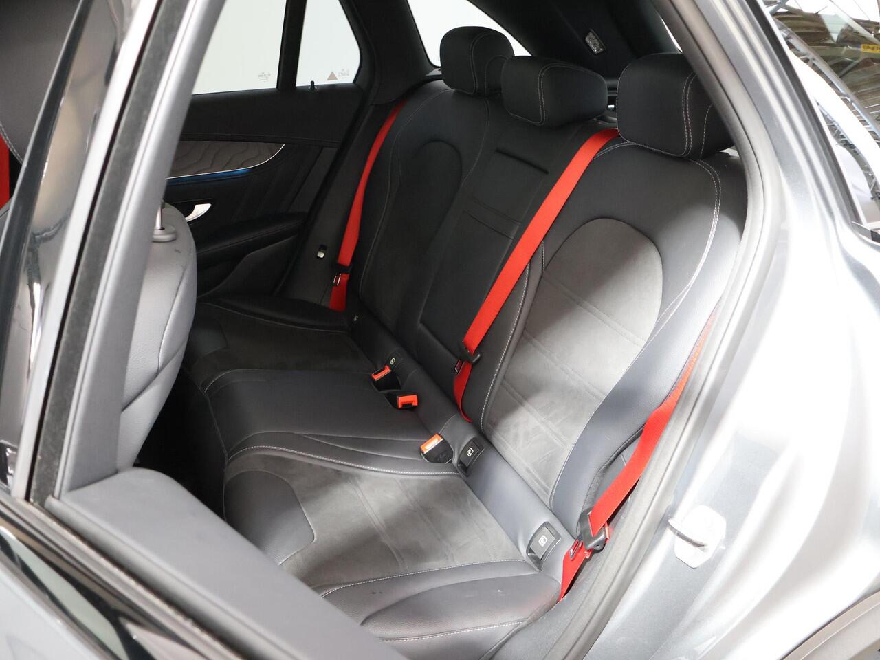 Mercedes-Benz GLC-KLASSE AMG 63 S 4MATIC+ | BTW auto | Panoramadak | Burmester | Head up | Rij assistentie |