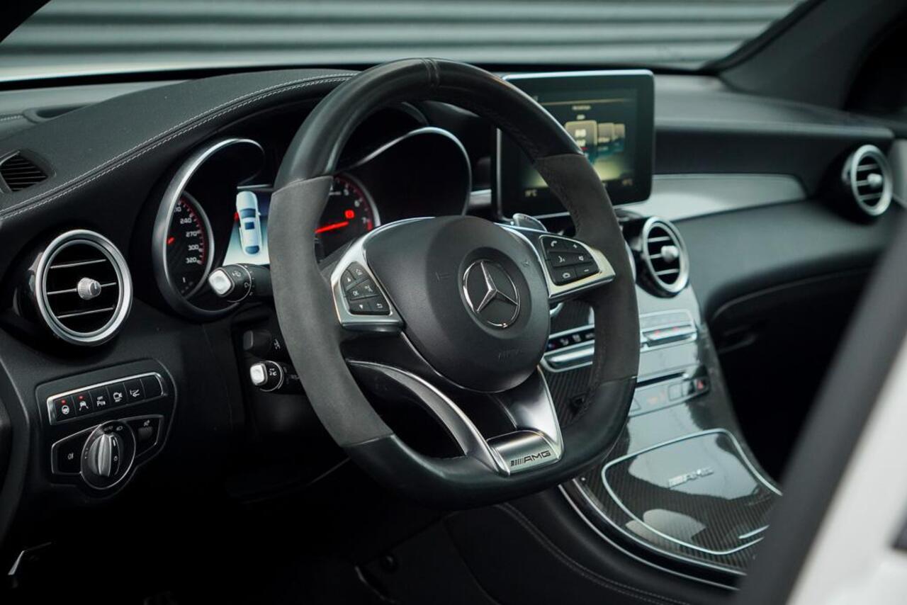Mercedes-Benz GLC-KLASSE Coupé AMG 63 S 4MATIC+ / NL Auto / Keramisch / Performance Stoelen / Schuifdak