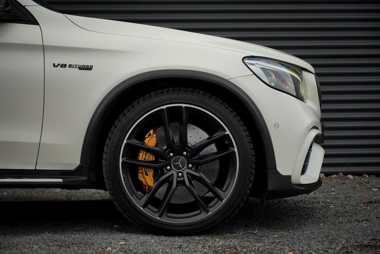 Mercedes-Benz GLC-KLASSE Coupé AMG 63 S 4MATIC+ / NL Auto / Keramisch / Performance Stoelen / Schuifdak