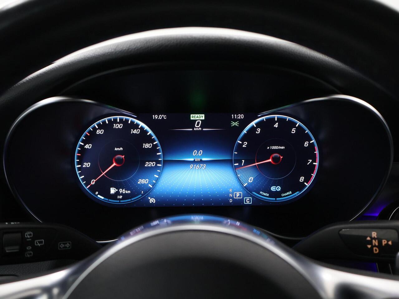 Mercedes-Benz GLC-KLASSE 200 Premium | Stoelverwarming | AMG styling | Dode hoek assistent |