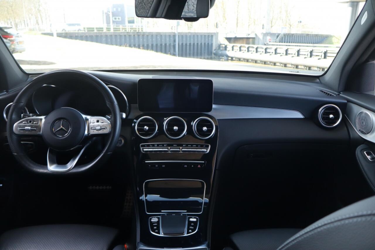 Mercedes-Benz GLC-KLASSE 200 AMG Geen import | Burmester | Panoramadak | Luchtvering