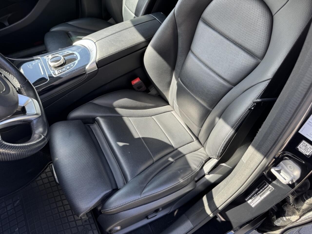 Mercedes-Benz GLC-KLASSE 250 4MATIC Bns S.AMG