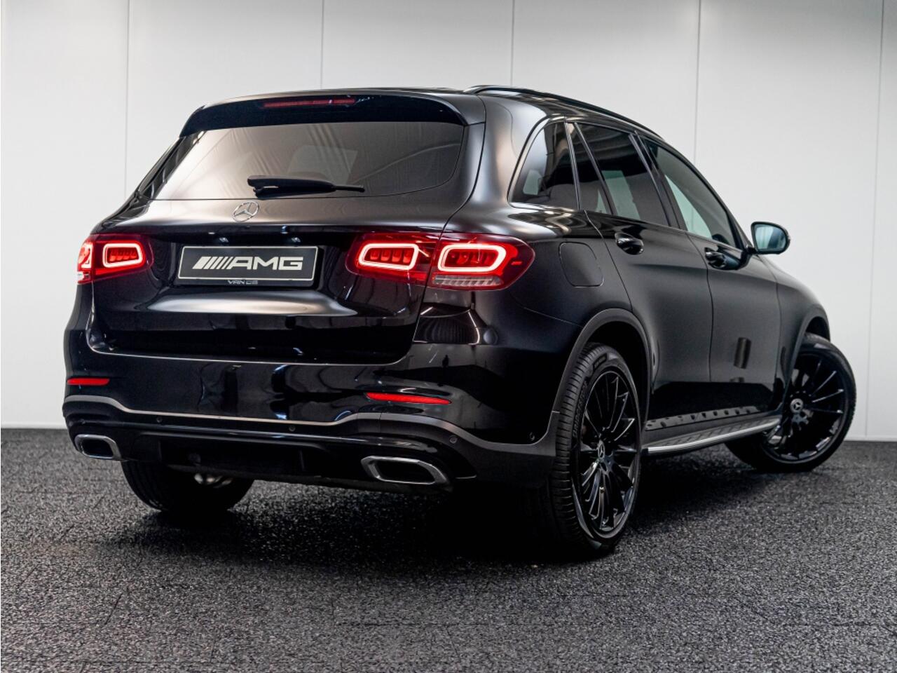Mercedes-Benz GLC-KLASSE GLC 200 4MATIC | AMG Line | NIGHT | Trekhaak | Treeplanken