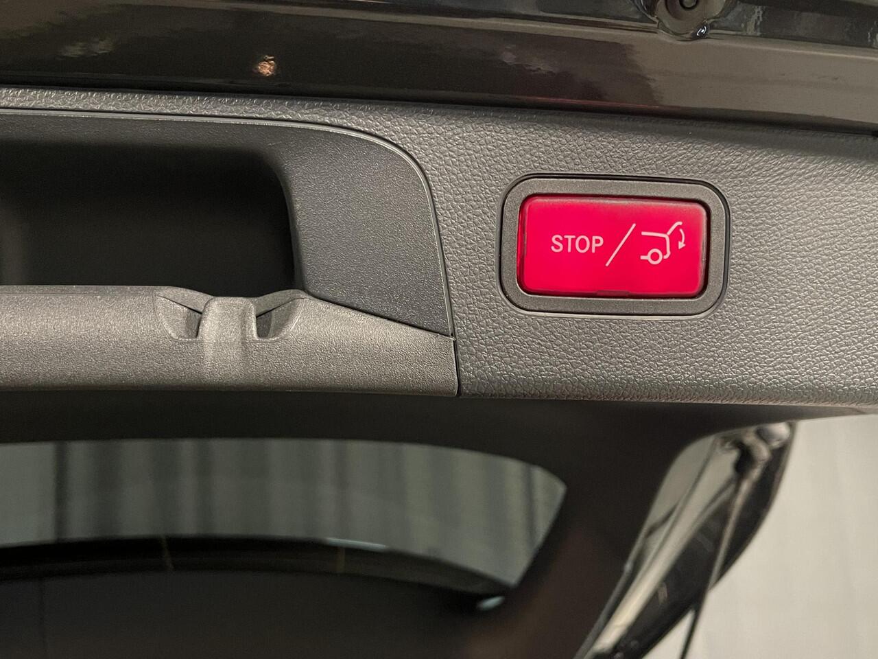 Mercedes-Benz GLC-KLASSE 300e 4MATIC AMG Line 19"/Matrix LED/Memory l+r/Trekhaak/Adaptieve cruise/Dodehoek/Sfeerverlichting/Apple Carplay & Android Auto/Stoelverwarming/Elektrische klep